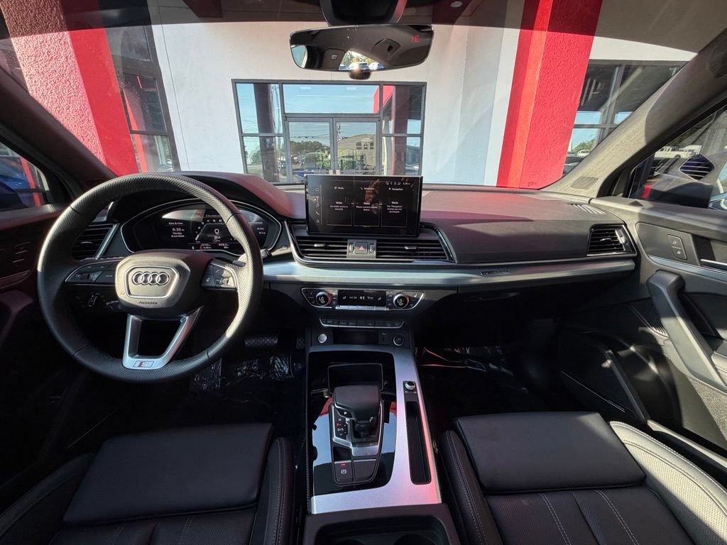 Used 2024 Audi Q5 2.0T Premium Plus w/ Premium Plus Package AWD/4WD image 25