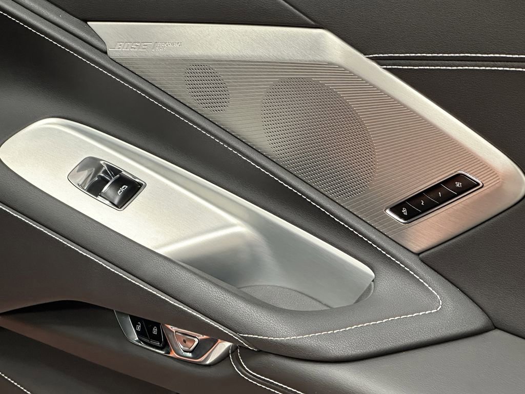 Used 2022 Chevrolet Corvette Stingray Preferred Cpe w/ Z51 Performance Package image 19