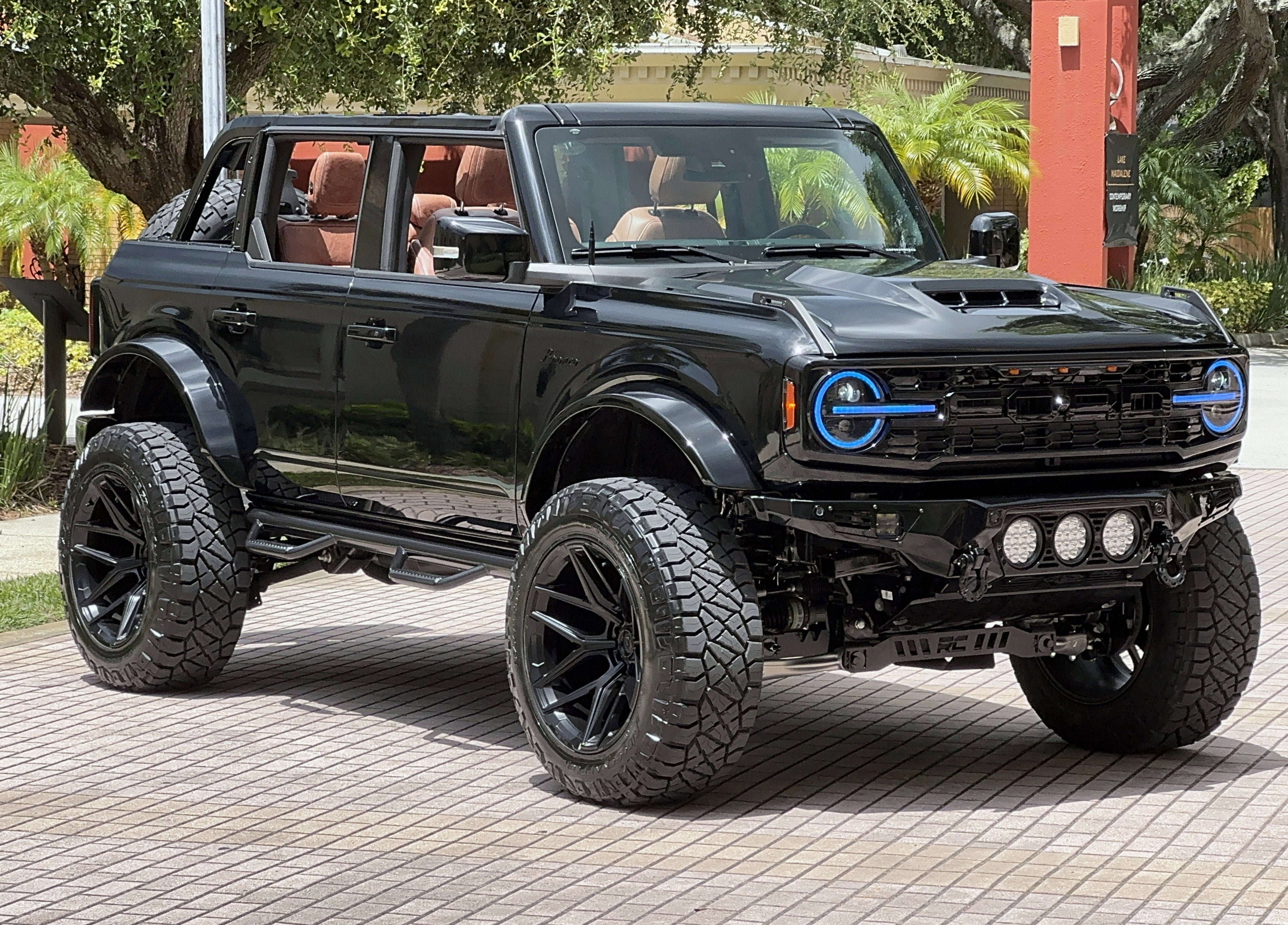 Used 2025 Ford Bronco Outer Banks AWD/4WD image 58