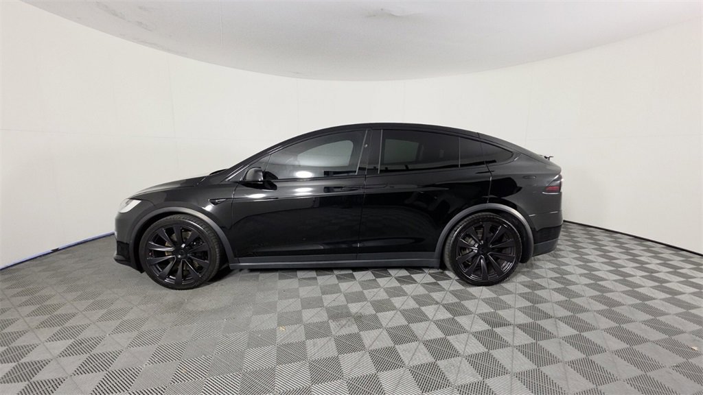 Used 2022 Tesla Model X Plaid image 8