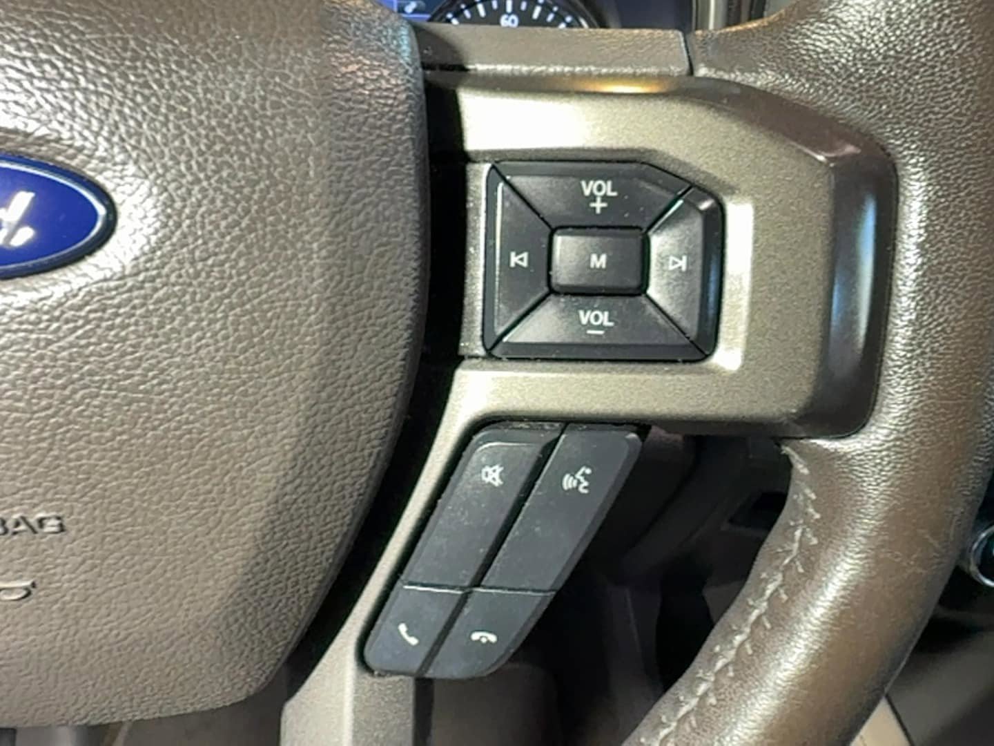 Used 2020 Ford Expedition XLT w/ Equipment Group 202A AWD/4WD image 20