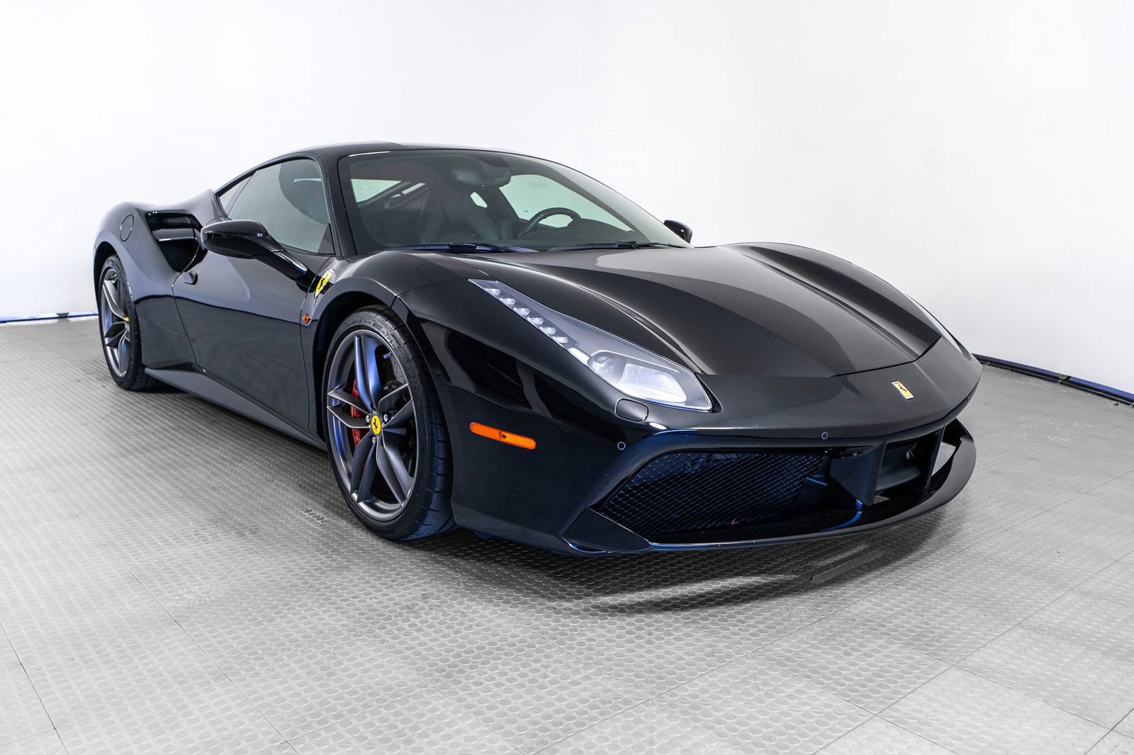 Certified 2019 Ferrari 488 GTB RWD image 11