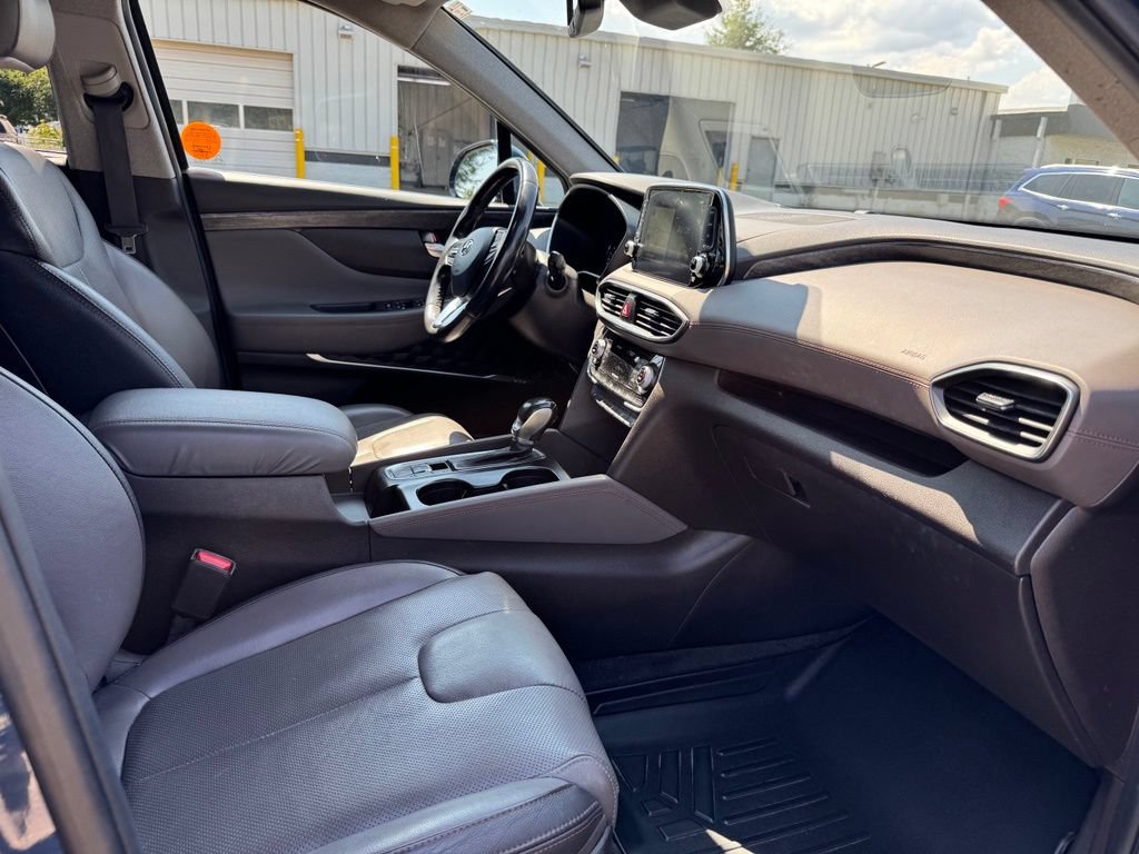 Used 2020 Hyundai Santa Fe Limited AWD/4WD image 11