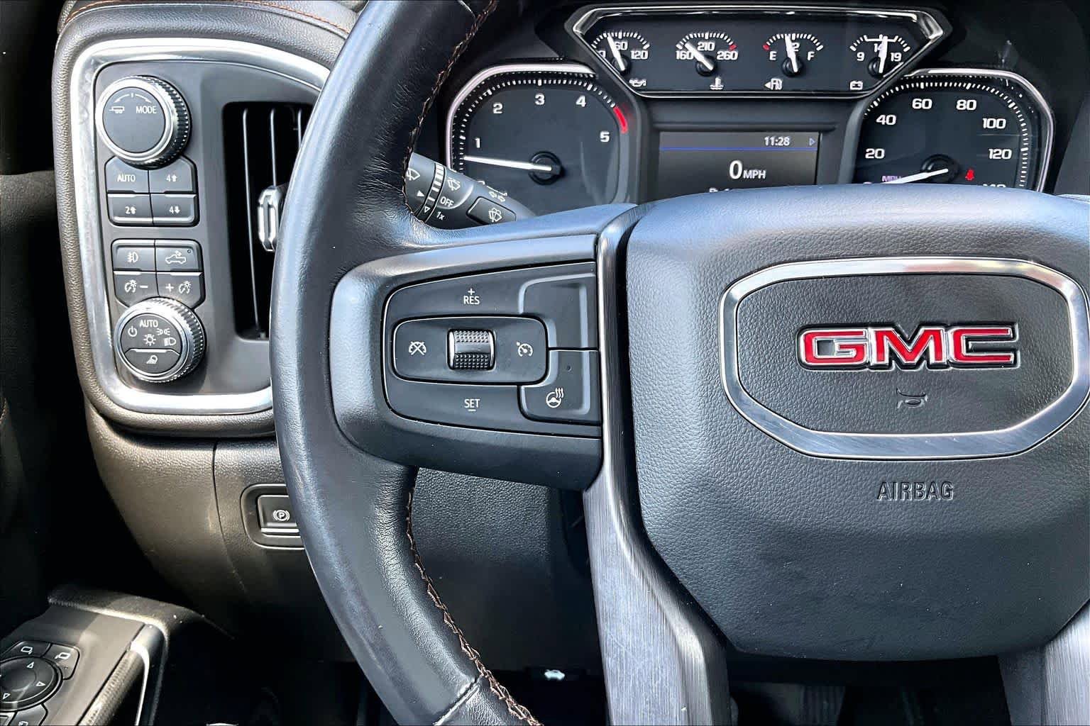 Used 2021 GMC Sierra 2500 AT4 AWD/4WD image 24