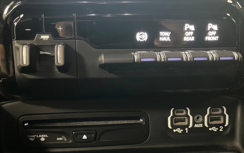 Used 2019 RAM 2500 Laramie AWD/4WD image 39