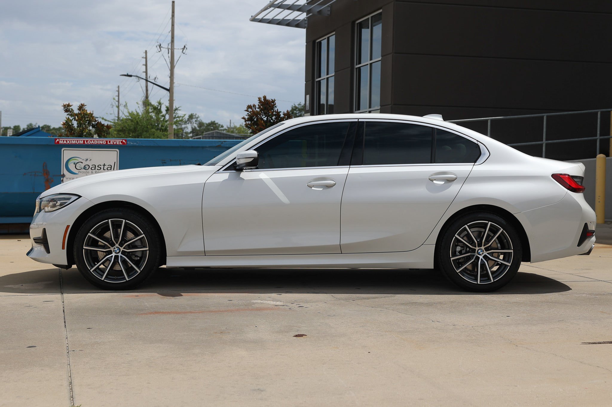 Used 2022 BMW 330i Sedan w/ Premium Package RWD image 4