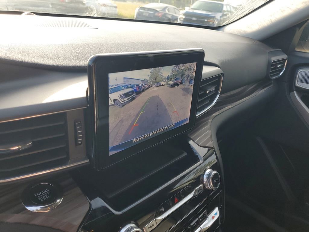 Used 2023 Ford Explorer Limited image 24