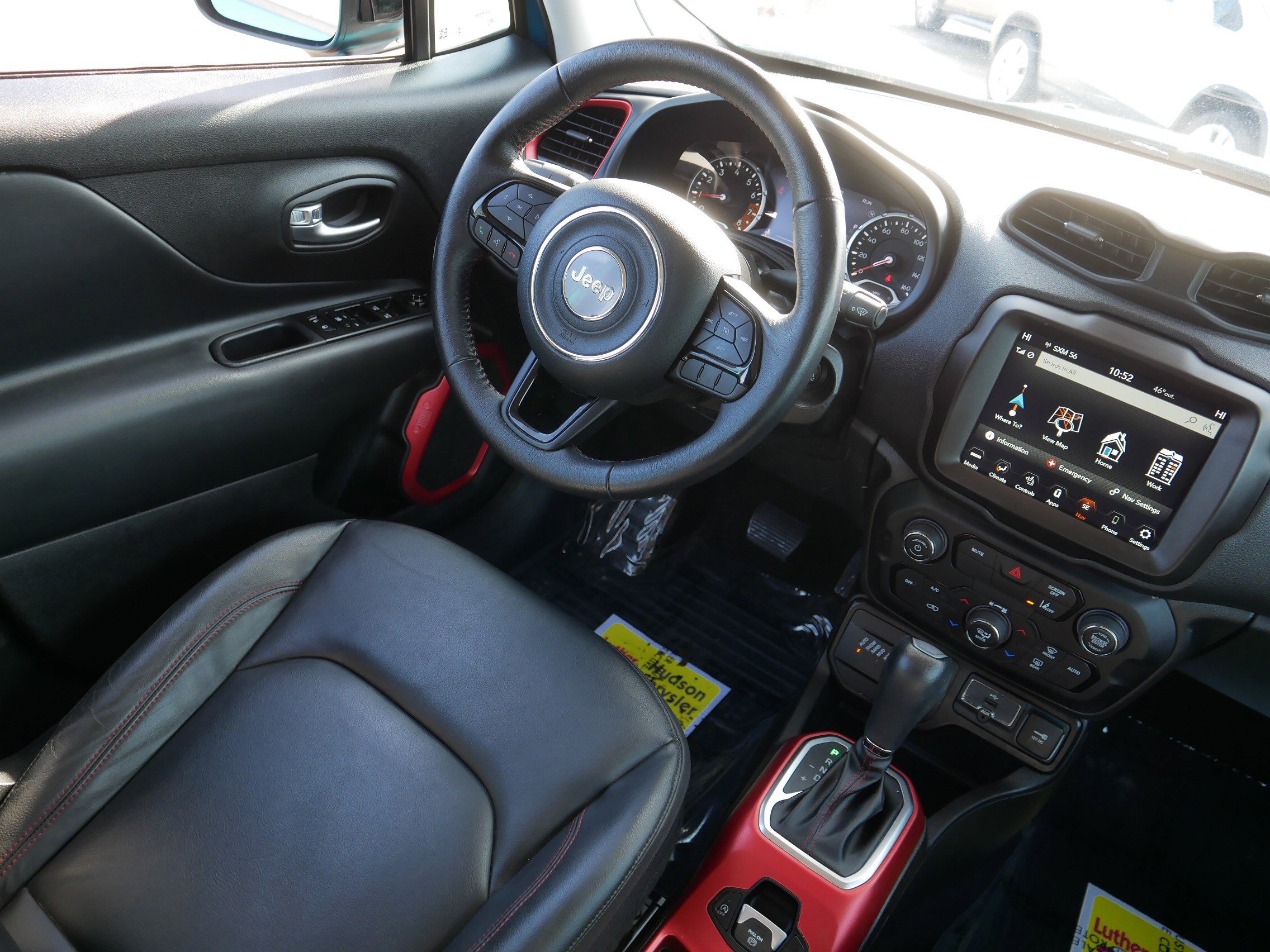 Used 2022 Jeep Renegade Trailhawk w/ Trailer Tow Group image 9