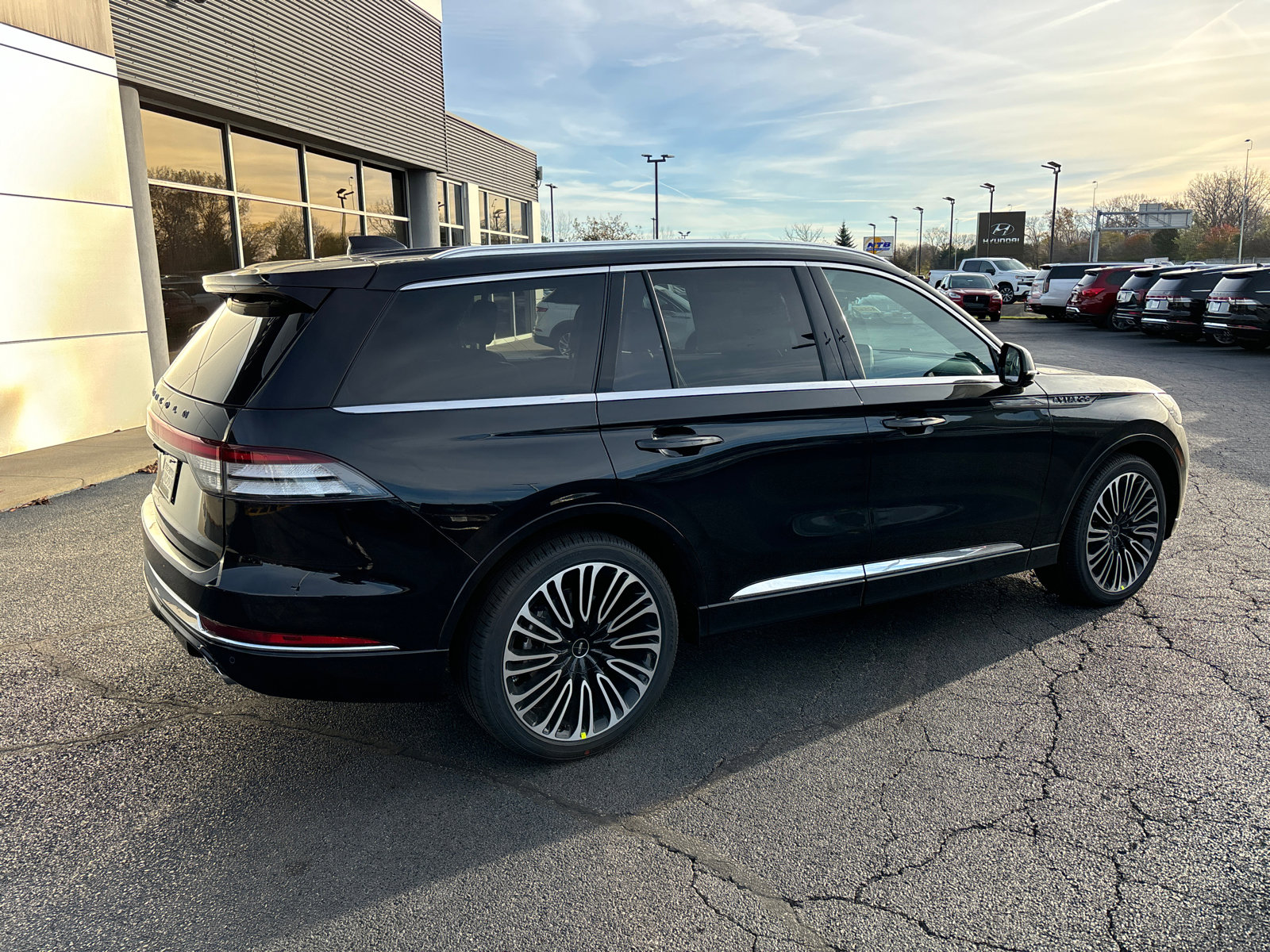 New 2025 Lincoln Aviator Black Label image 7
