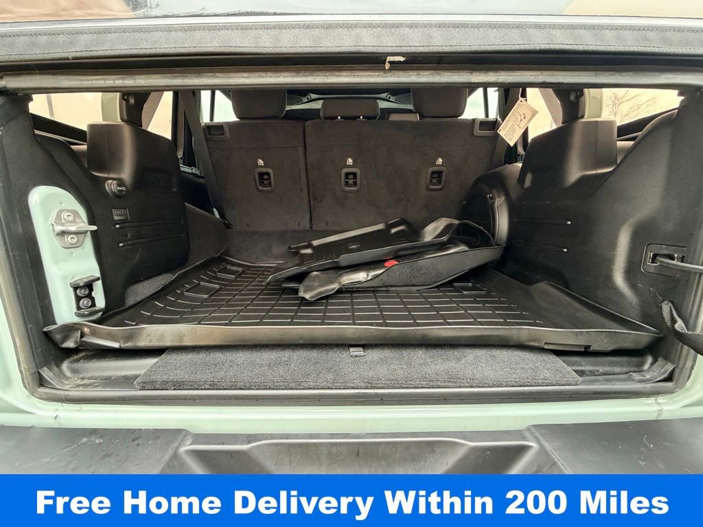 Used 2023 Jeep Wrangler Unlimited Rubicon 4xe image 32