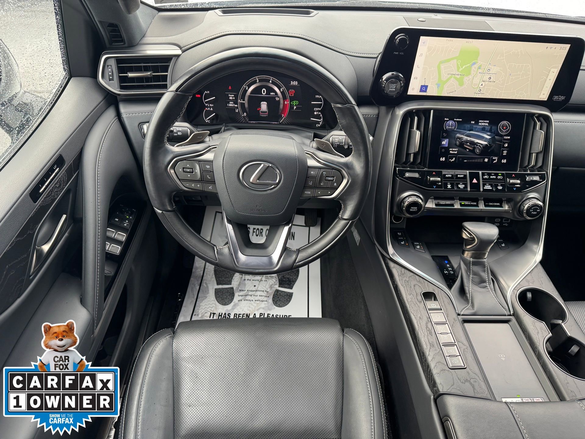 Used 2023 Lexus LX 600 4WD w/ Luxury Package image 7