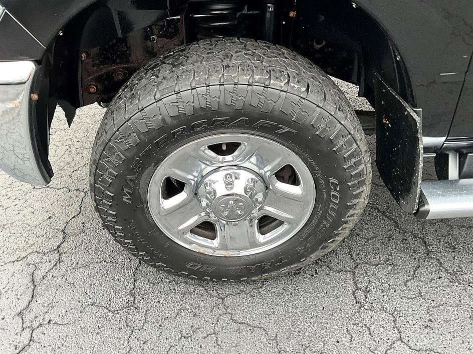 Used 2018 RAM 2500 Tradesman w/ Chrome Appearance Group image 9