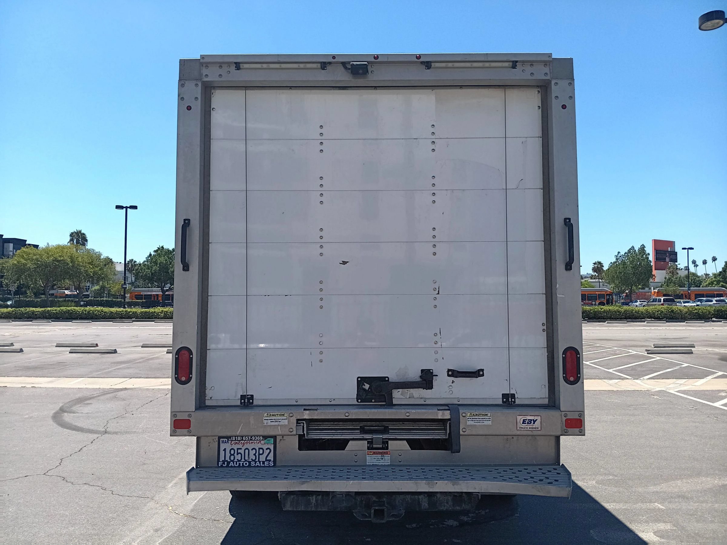 Used 2019 Ford Transit 350 156 DRW RWD image 7