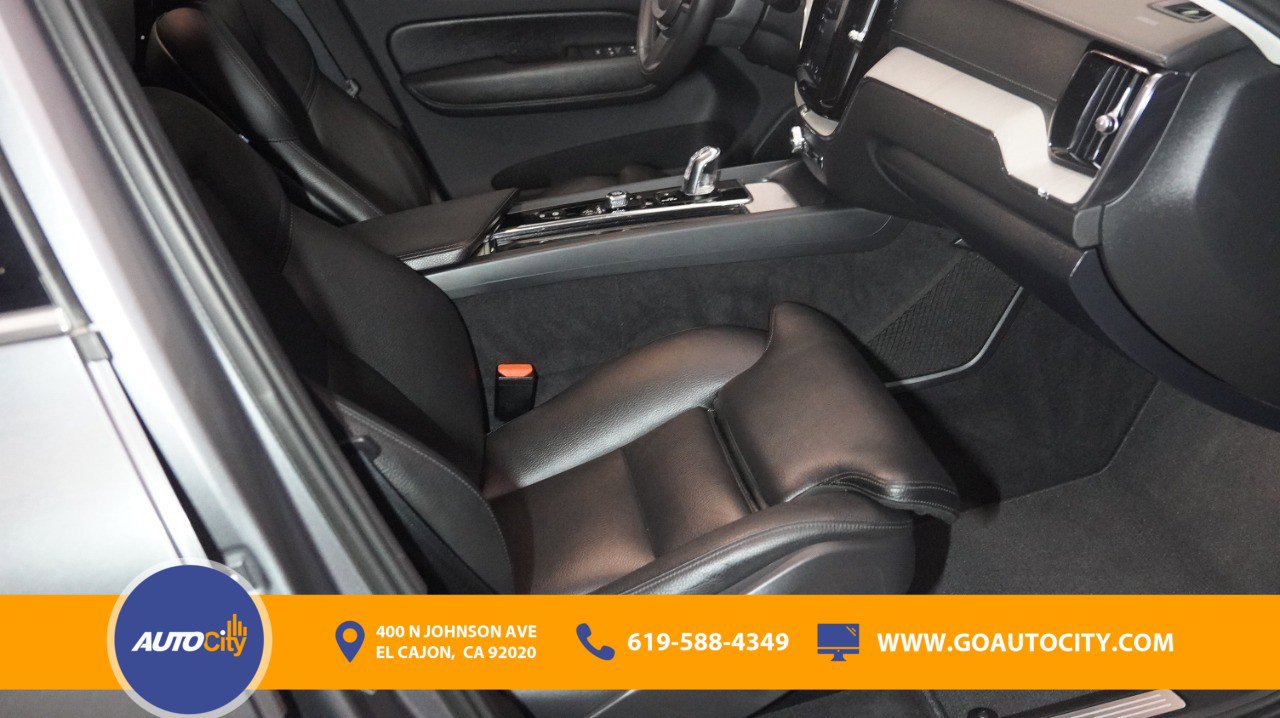 Used 2019 Volvo XC60 T8 Inscription w/ Advanced Package image 9