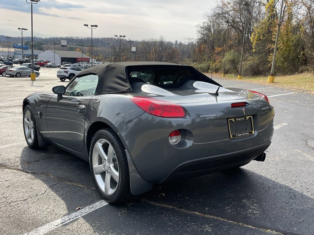 Used 2008 Pontiac Solstice Convertible w/ Premium Package image 5