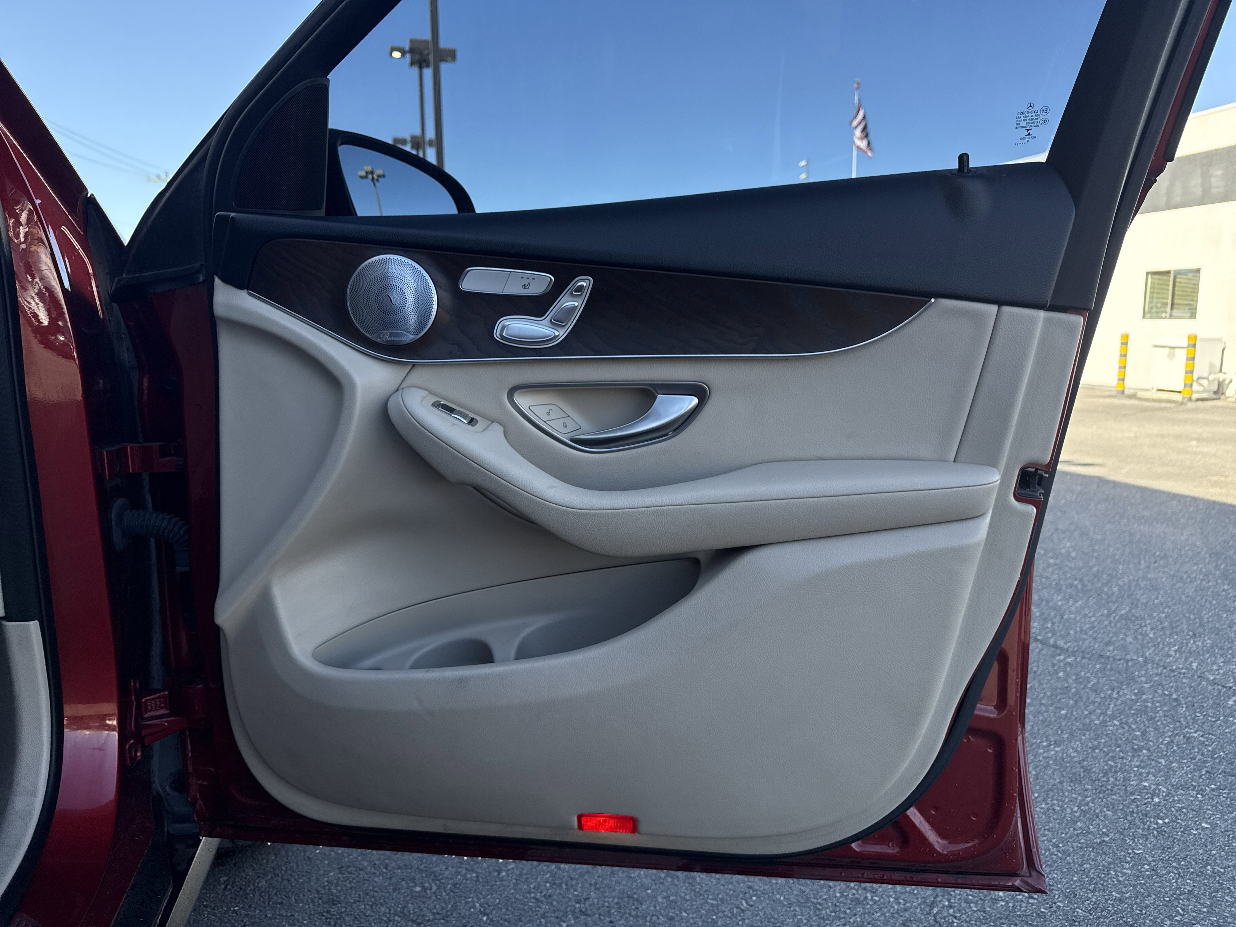 Used 2019 Mercedes-Benz GLC 300 GLC 300 image 37