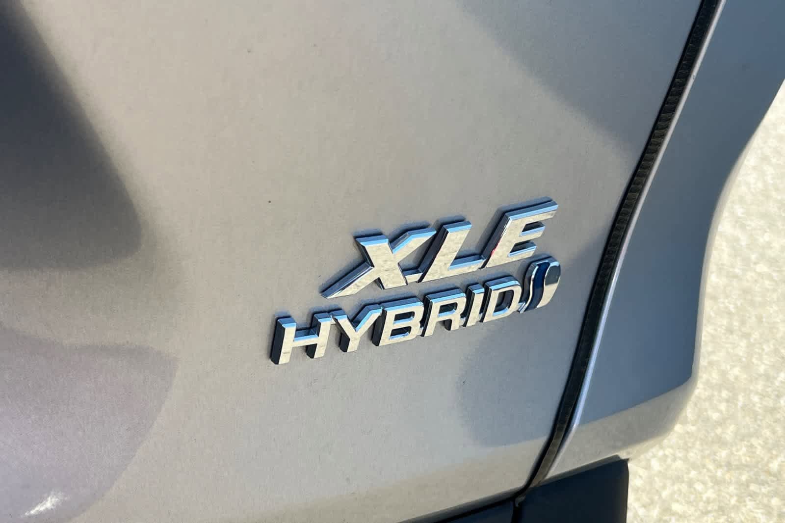 Used 2023 Toyota RAV4 XLE w/ Convenience Package AWD/4WD image 21