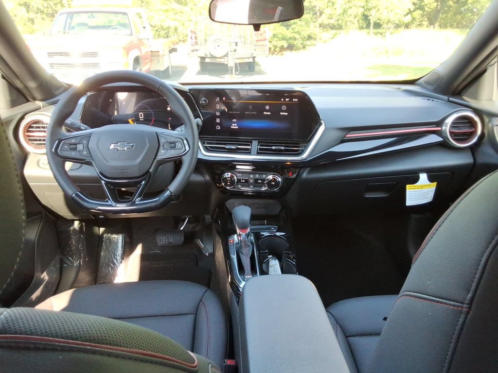 New 2026 Chevrolet Trax RS w/ Driver Confidence Package FWD image 18