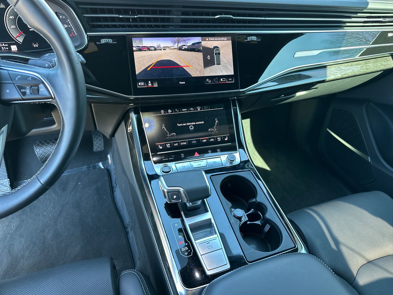 Used 2024 Audi Q8 Prestige image 29