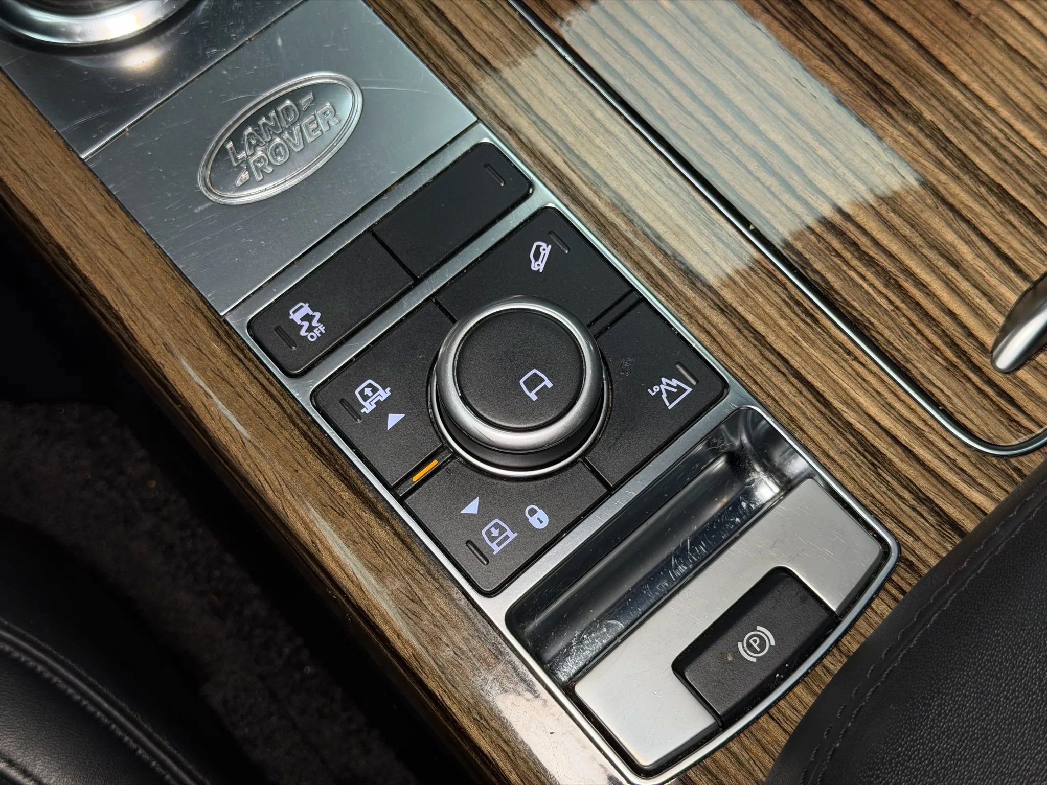 Used 2018 Land Rover Range Rover HSE AWD/4WD image 45