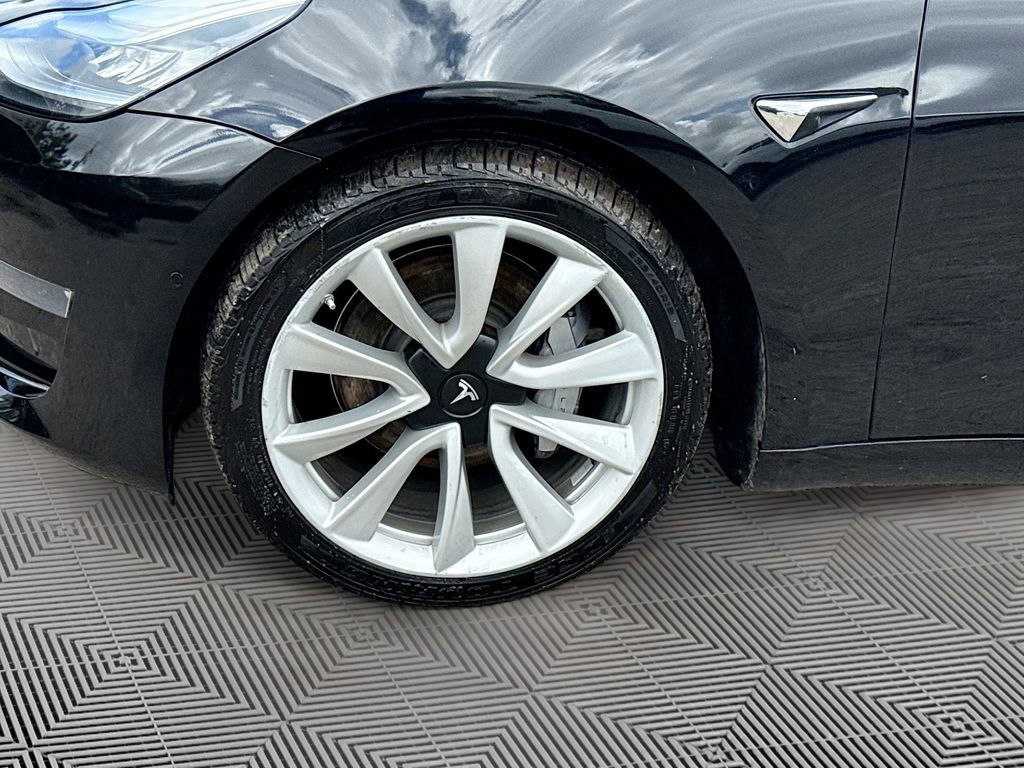 Used 2019 Tesla Model 3 Long Range image 33