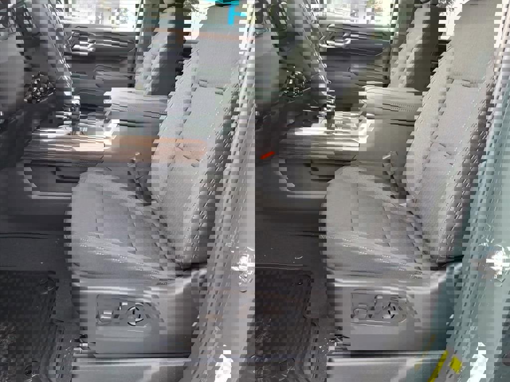 New 2026 Chevrolet Silverado 1500 LT w/ Texas Edition Plus image 13