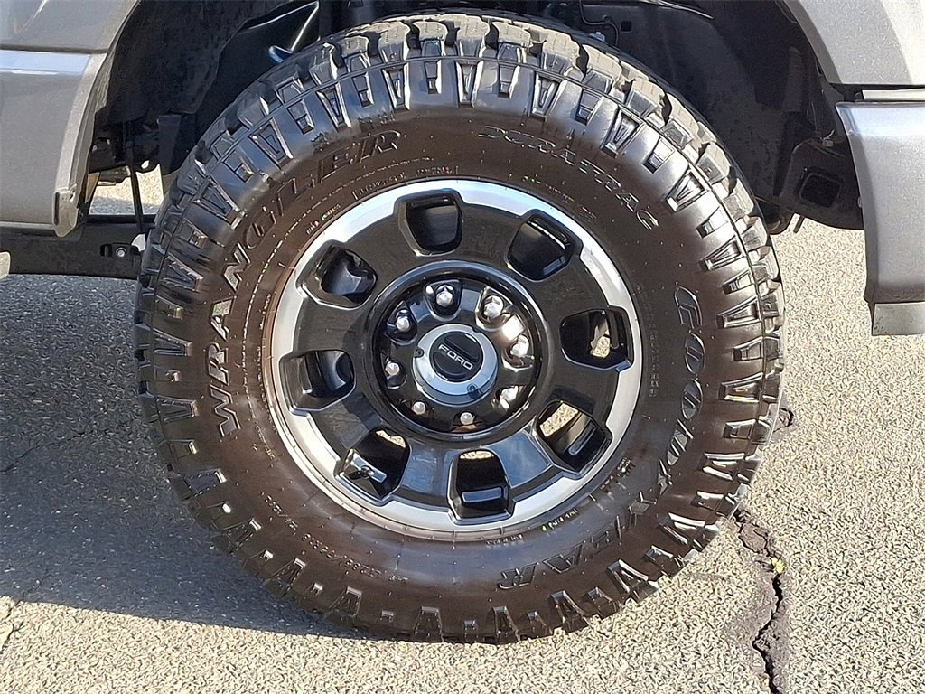 Certified 2026 Ford F350 Platinum w/ Tremor Off-Road Package image 8