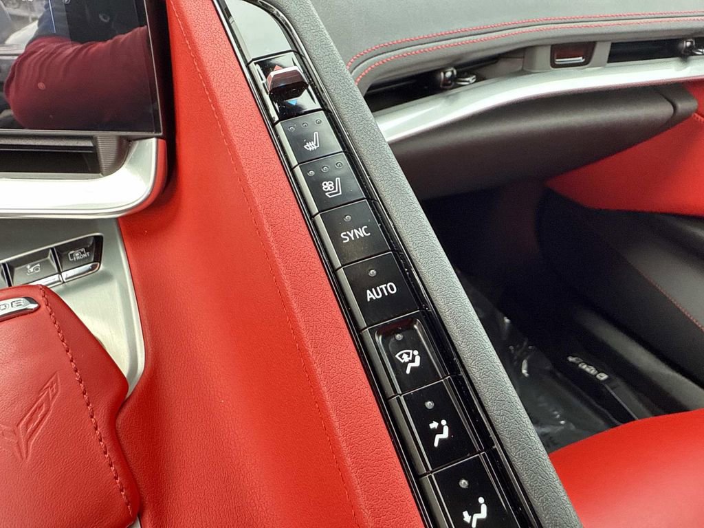 Used 2024 Chevrolet Corvette Stingray Preferred Cpe w/ Z51 Performance Package image 31