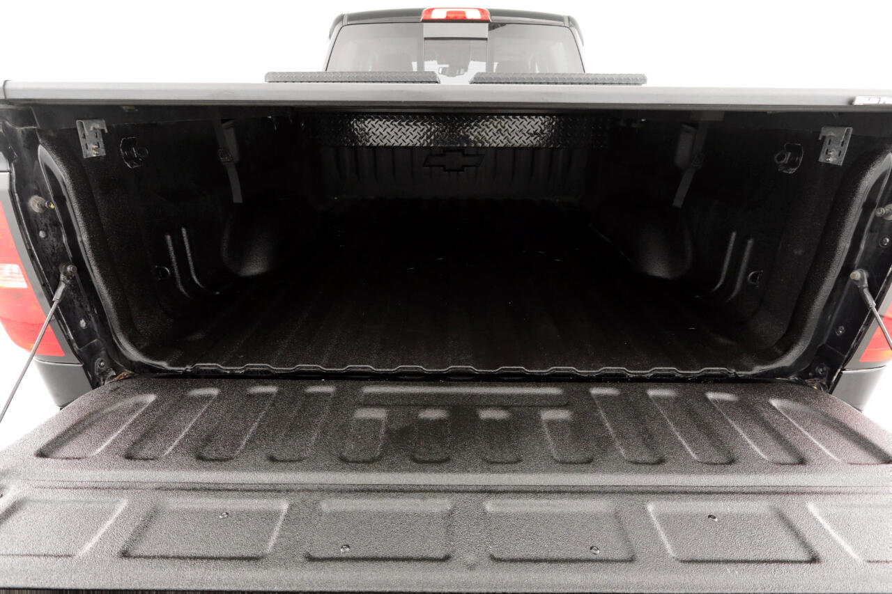 Used 2018 Chevrolet Silverado 2500 LTZ image 33