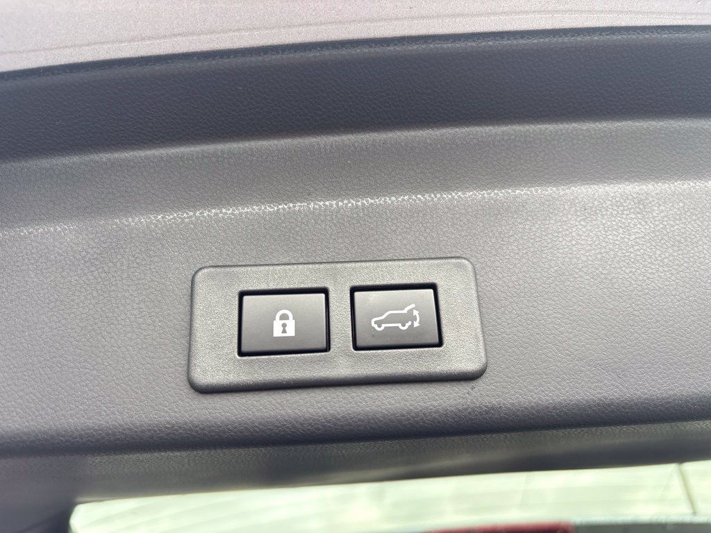 Certified 2026 Subaru Ascent Touring AWD/4WD image 9