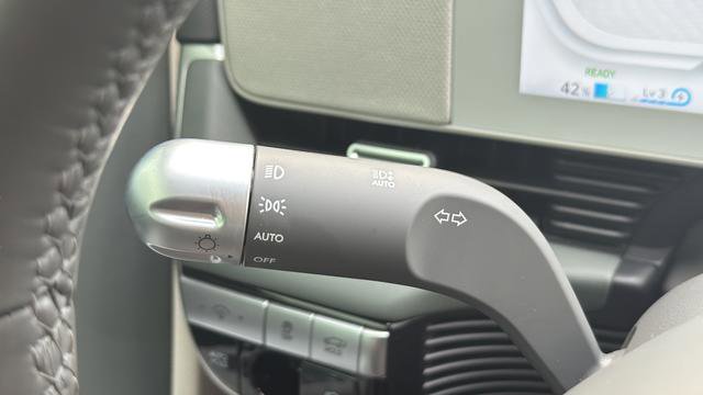 Used 2024 Hyundai Ioniq 5 Limited image 30