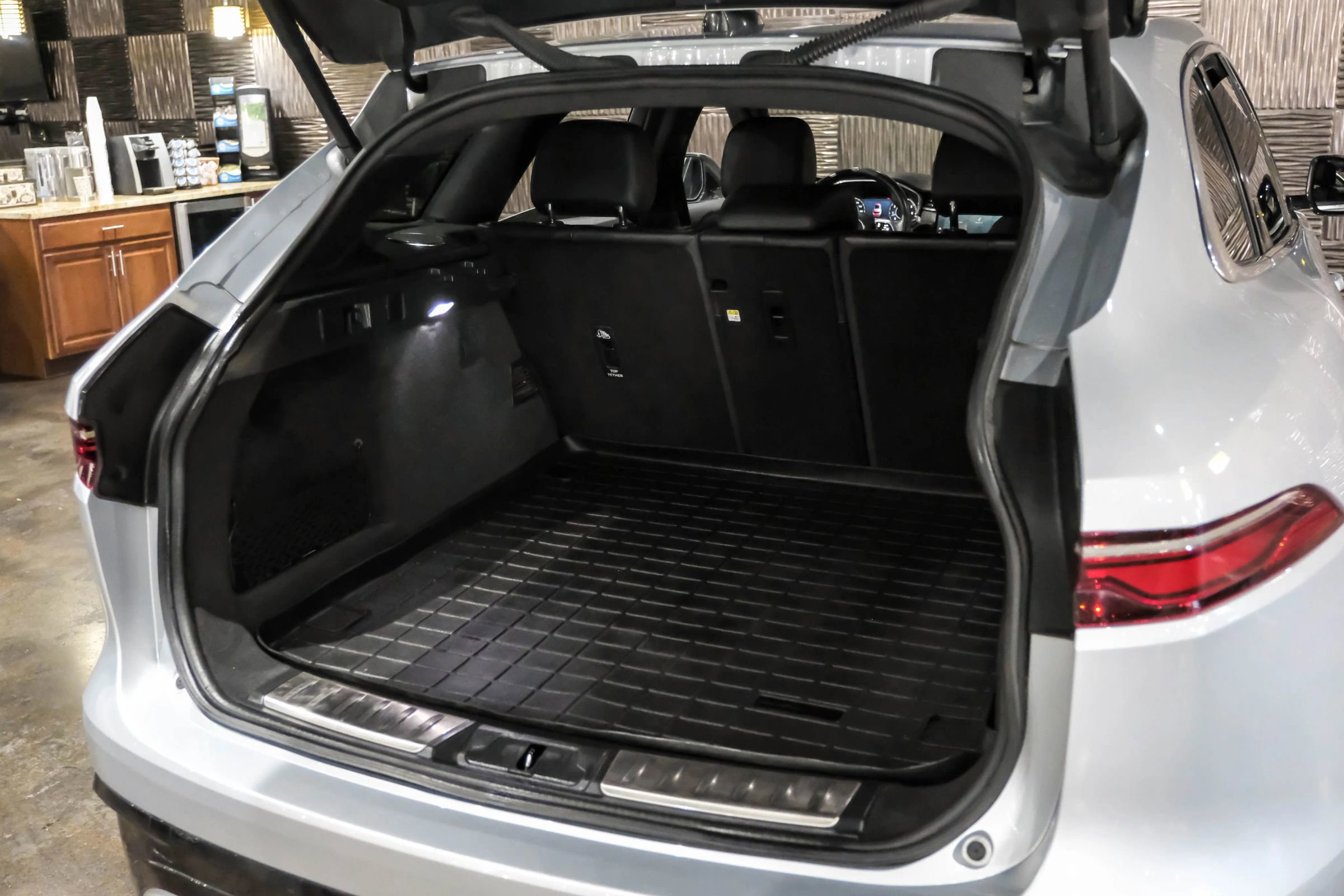 Used 2021 Jaguar F-PACE S image 50