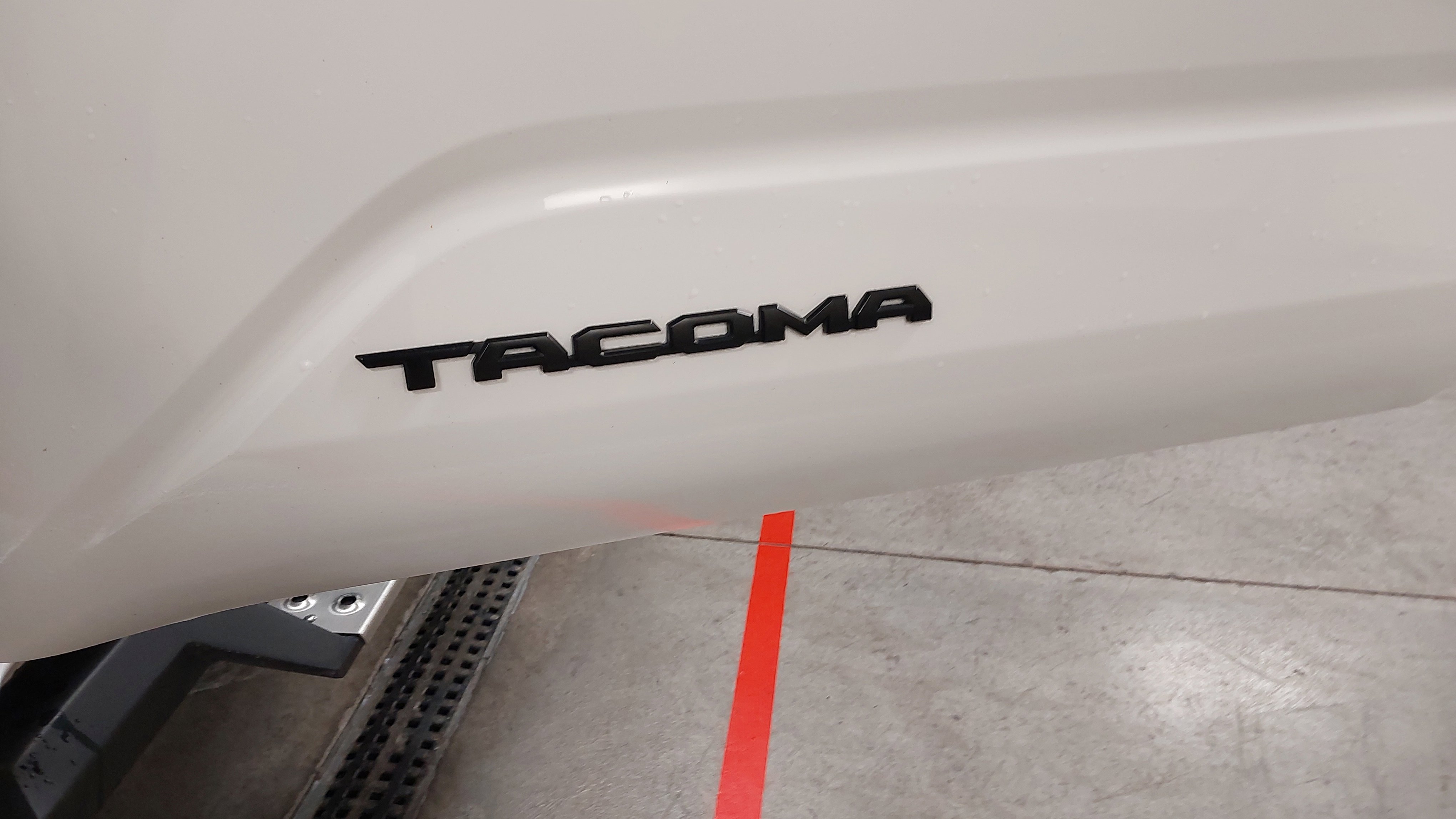 Used 2024 Toyota Tacoma TRD Sport w/ TRD Sport Upgrade Package image 32