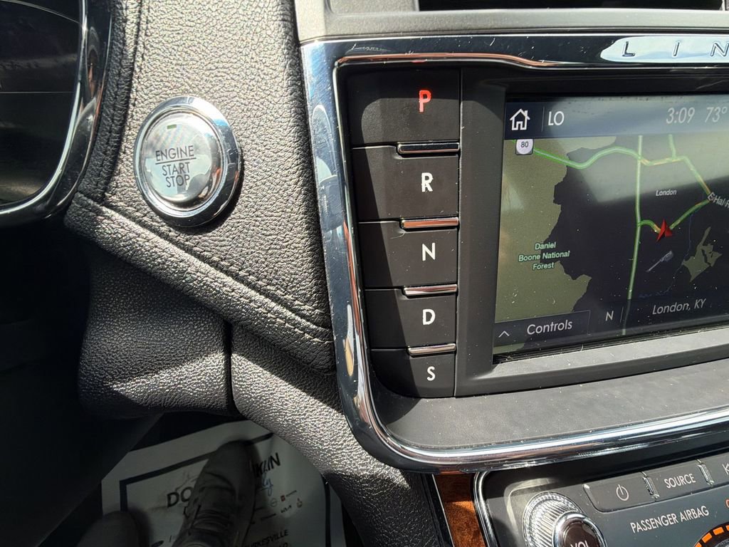 Used 2020 Lincoln Continental Reserve AWD/4WD image 26