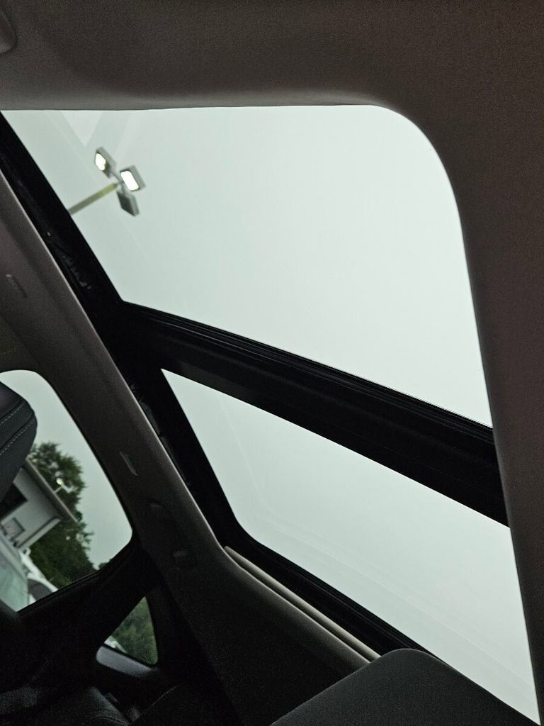 New 2025 Nissan Murano SL w/ Cargo Package image 18