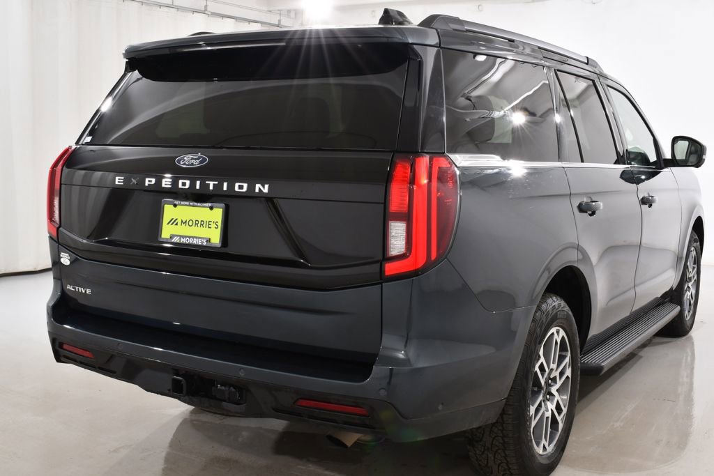 Used 2025 Ford Expedition Active AWD/4WD image 12