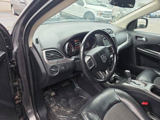 Used 2019 Dodge Journey Crossroad FWD image 7