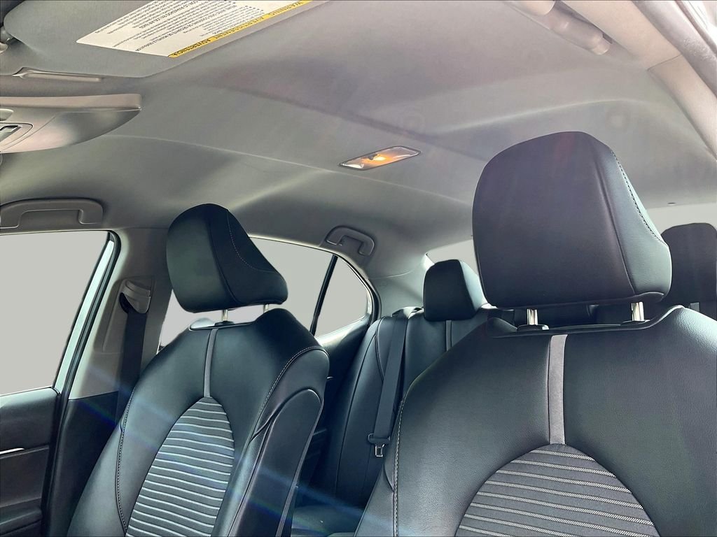 Used 2024 Toyota Camry SE FWD image 7