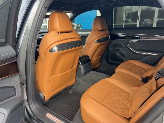 Used 2024 Audi S8 image 24