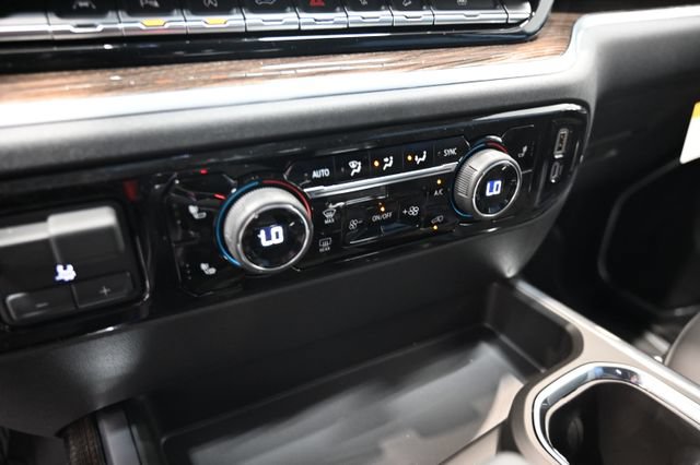 New 2026 Chevrolet Silverado 1500 RST w/ RST All Star Premium Package AWD/4WD image 21