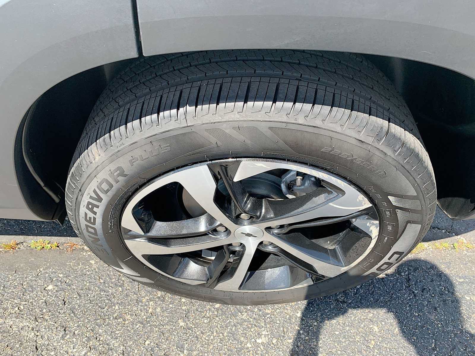 Certified 2024 Chevrolet Trax RS FWD image 29