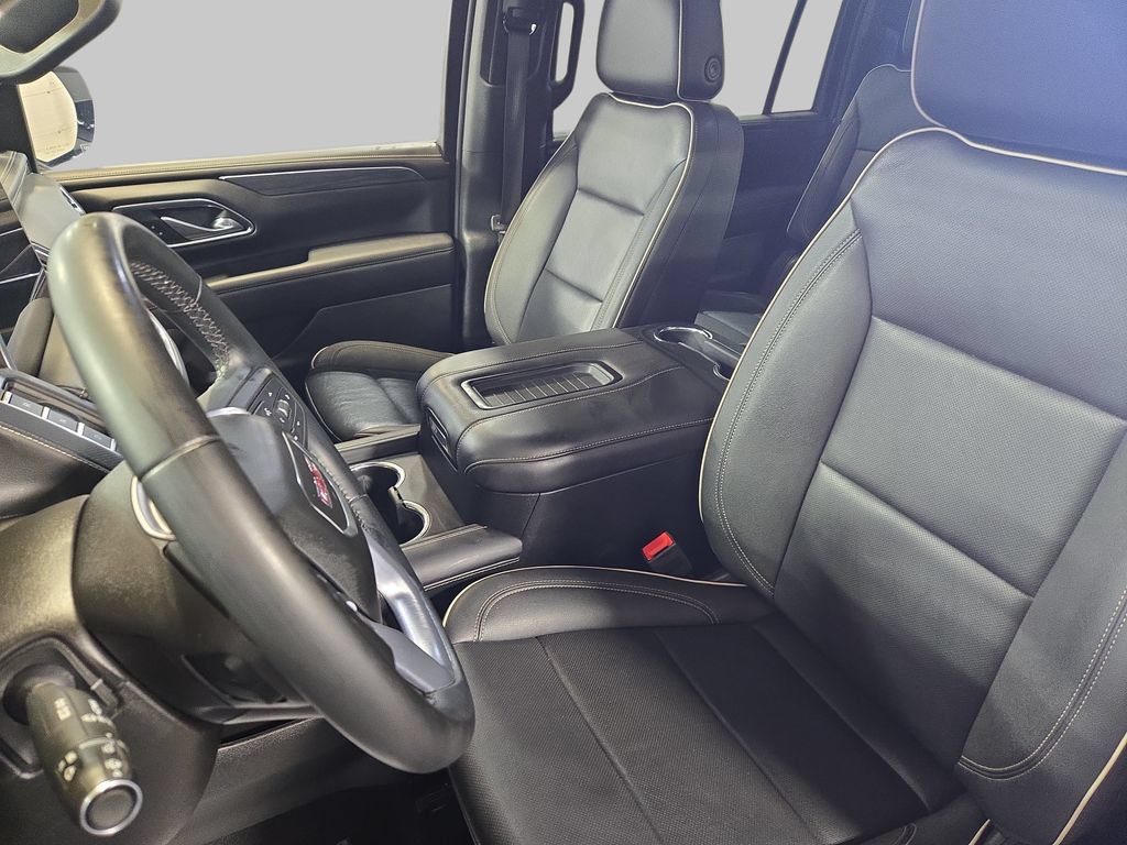 Used 2023 GMC Yukon XL SLT AWD/4WD image 19