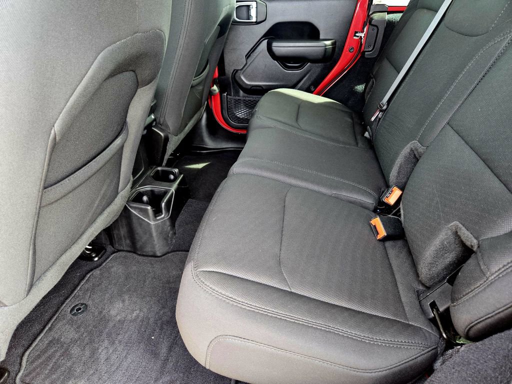 Used 2022 Jeep Wrangler Unlimited Sport image 28