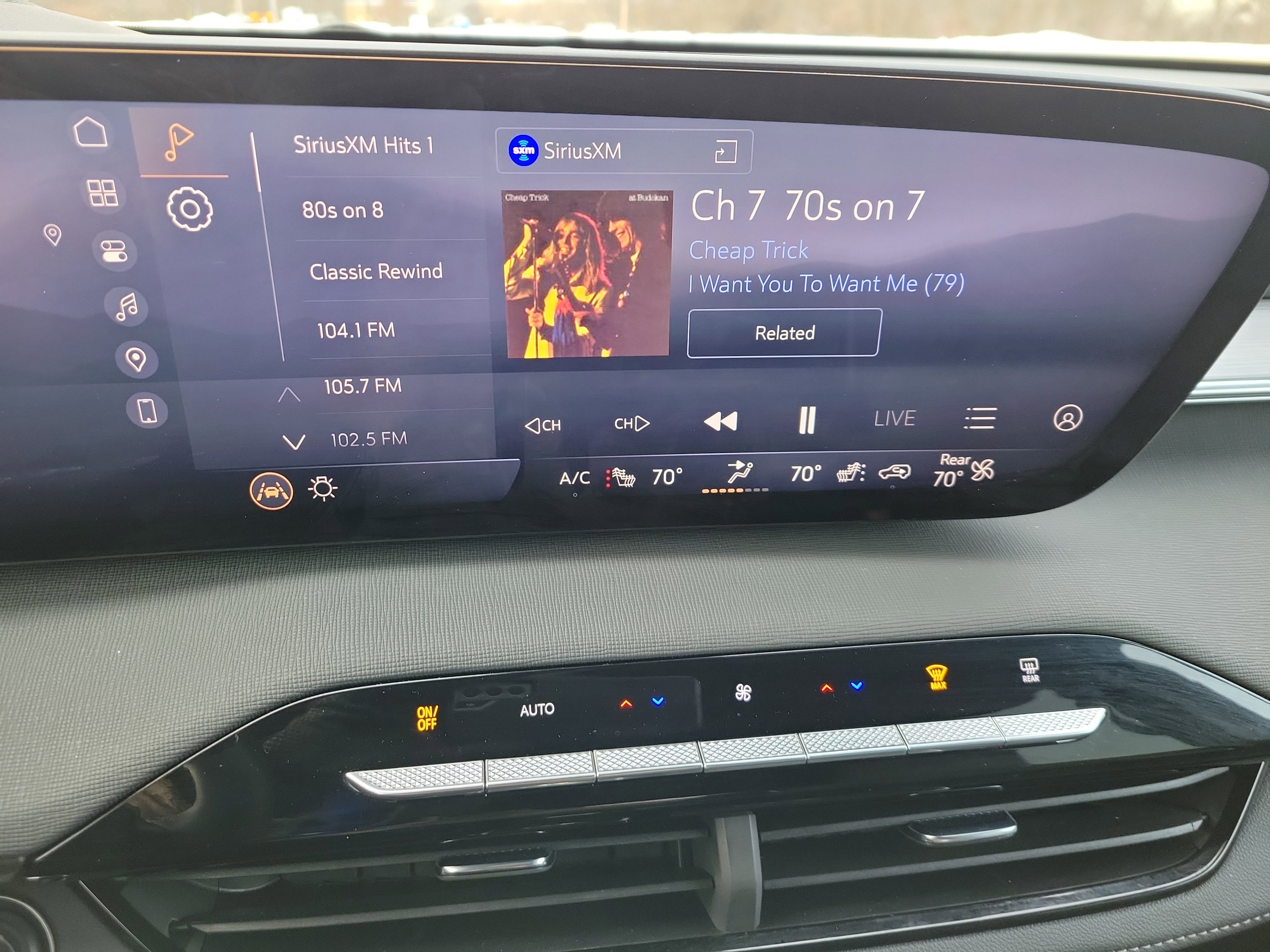 Certified 2025 Buick Enclave Preferred image 26