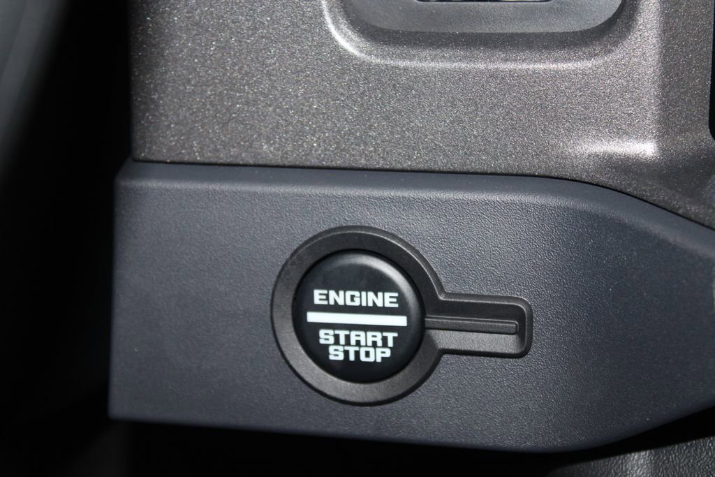 New 2025 Ford Bronco 4-Door image 34