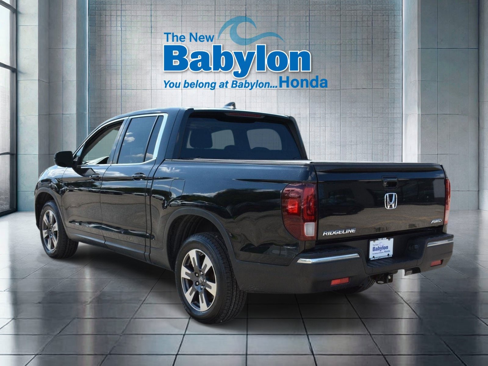 Used 2017 Honda Ridgeline RTL-T image 3