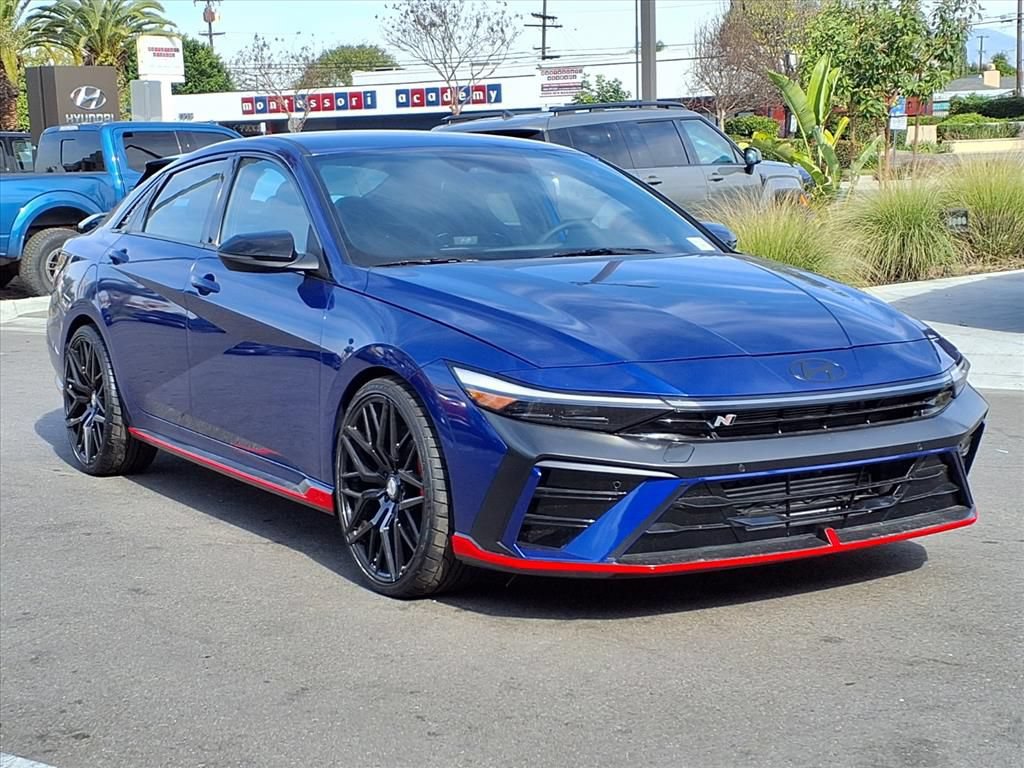 New 2025 Hyundai Elantra N FWD image 3