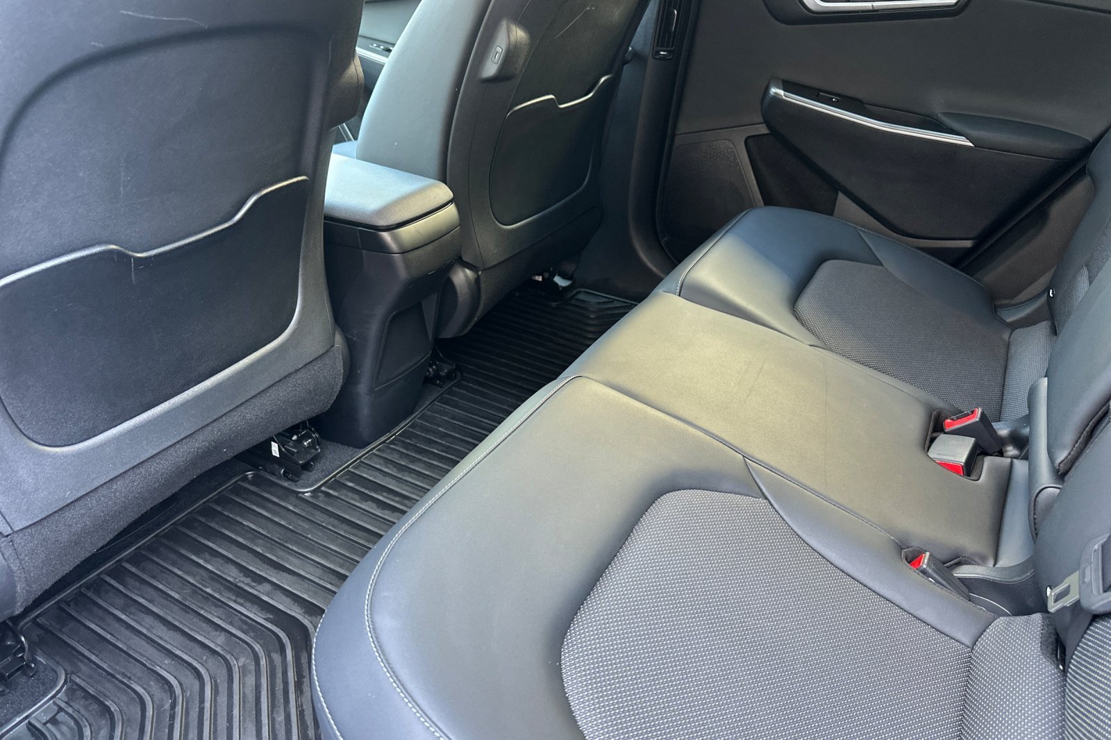 Used 2023 Kia EV6 Light RWD image 11
