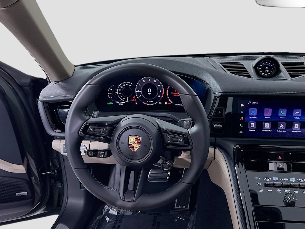 New 2026 Porsche Panamera RWD image 25