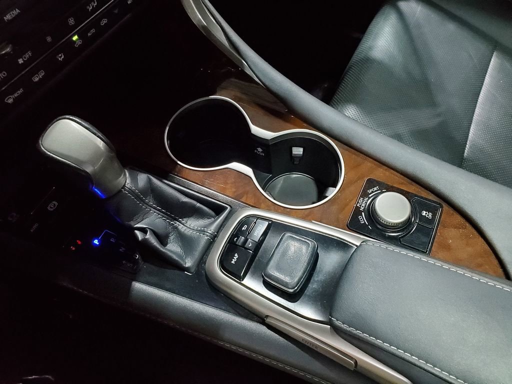 Used 2017 Lexus RX 350 FWD w/ Premium Package image 34